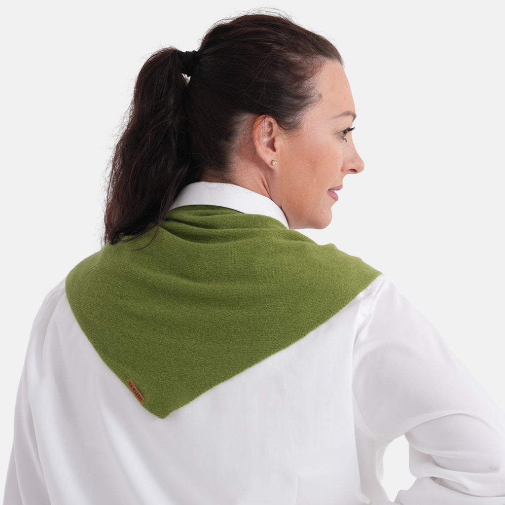 La Marey 100% Super Soft Wool Triangle Neck Scarf (103 x 34cm, One Size) - Green_8355697_3
