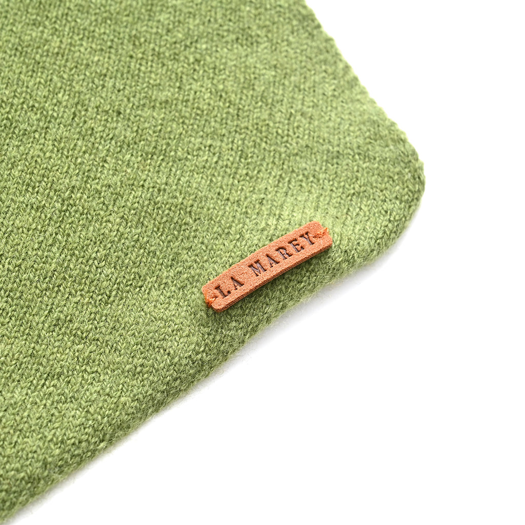 La Marey 100% Super Soft Wool Triangle Neck Scarf (103 x 34cm, One Size) - Green_8355697_5