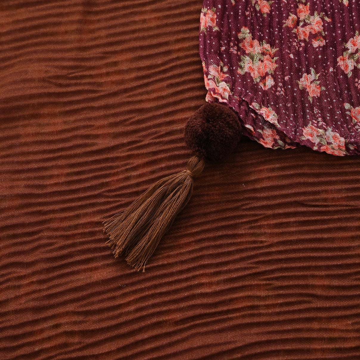 Limited Collection Reversible Floral Shawl (70 x 180 cm) - Dark Purple &amp; Brown V32520934 4