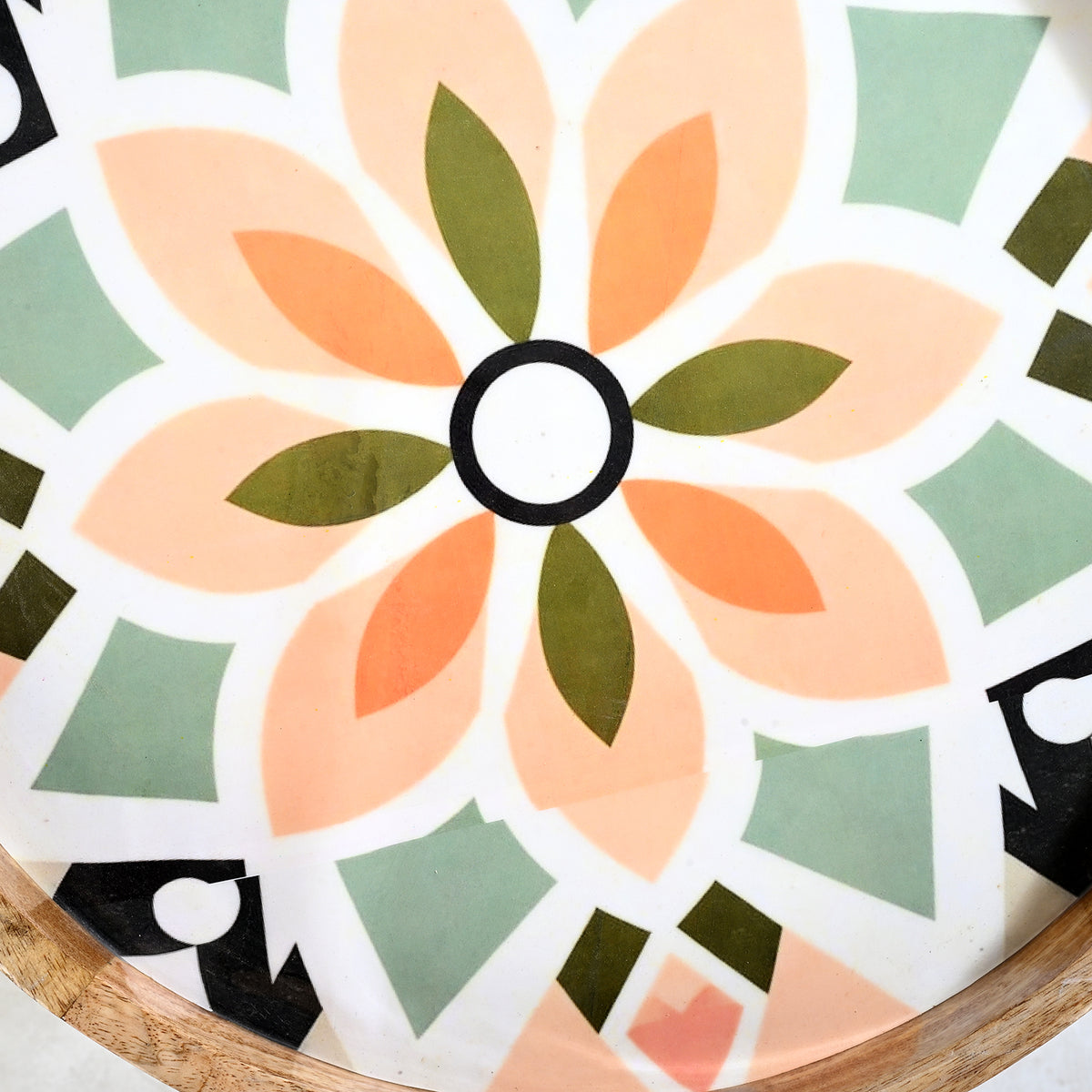 Mango Wood Multi-Colour Flower Mosaic Round End Coffee Table (45 x 45cm) - White. V32720344 7