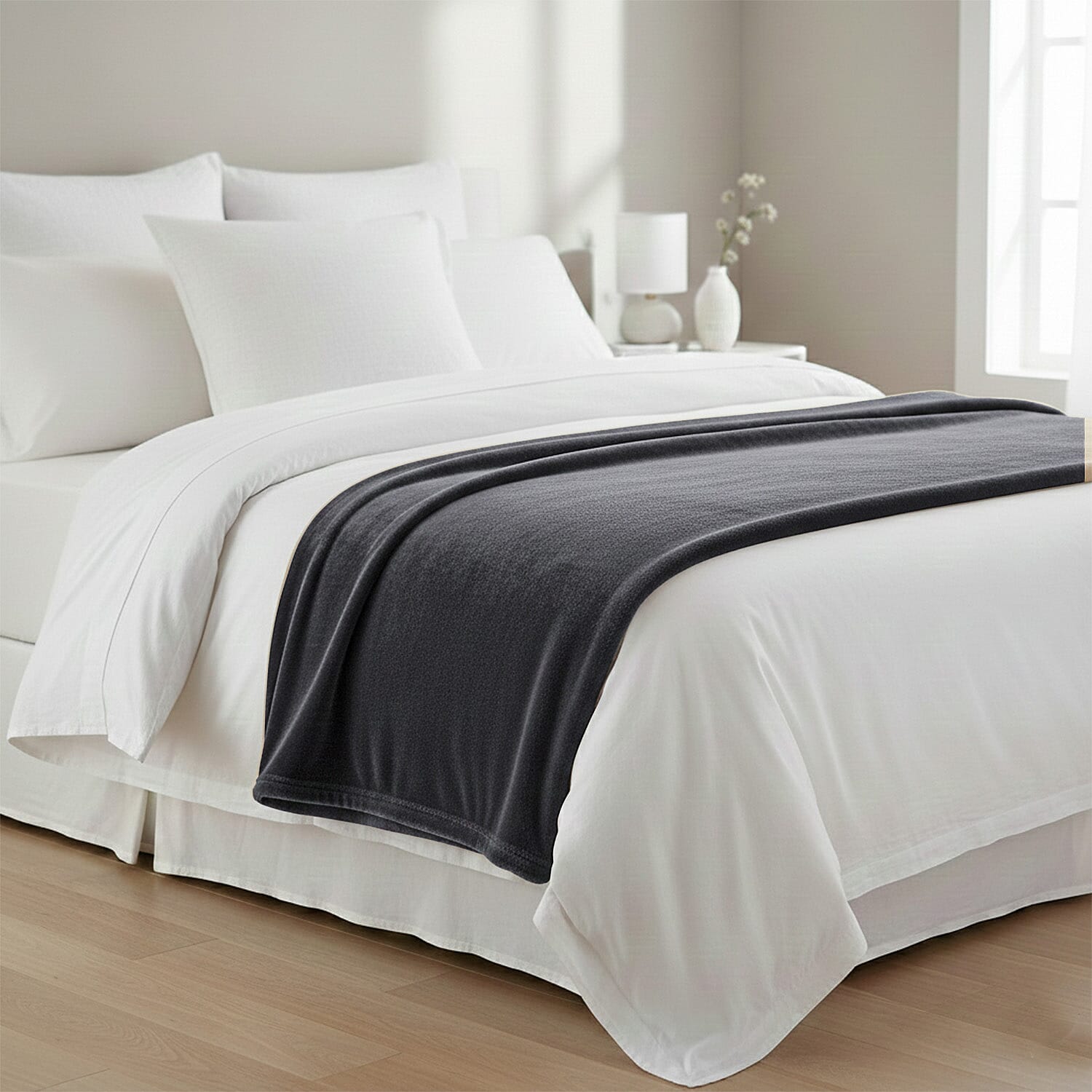 BIG CLOSEOUT OFFER - Ultra Luxurious Soft Velvet Touch Throw (Size 150 x 200 Cm) - Black 8375284 0