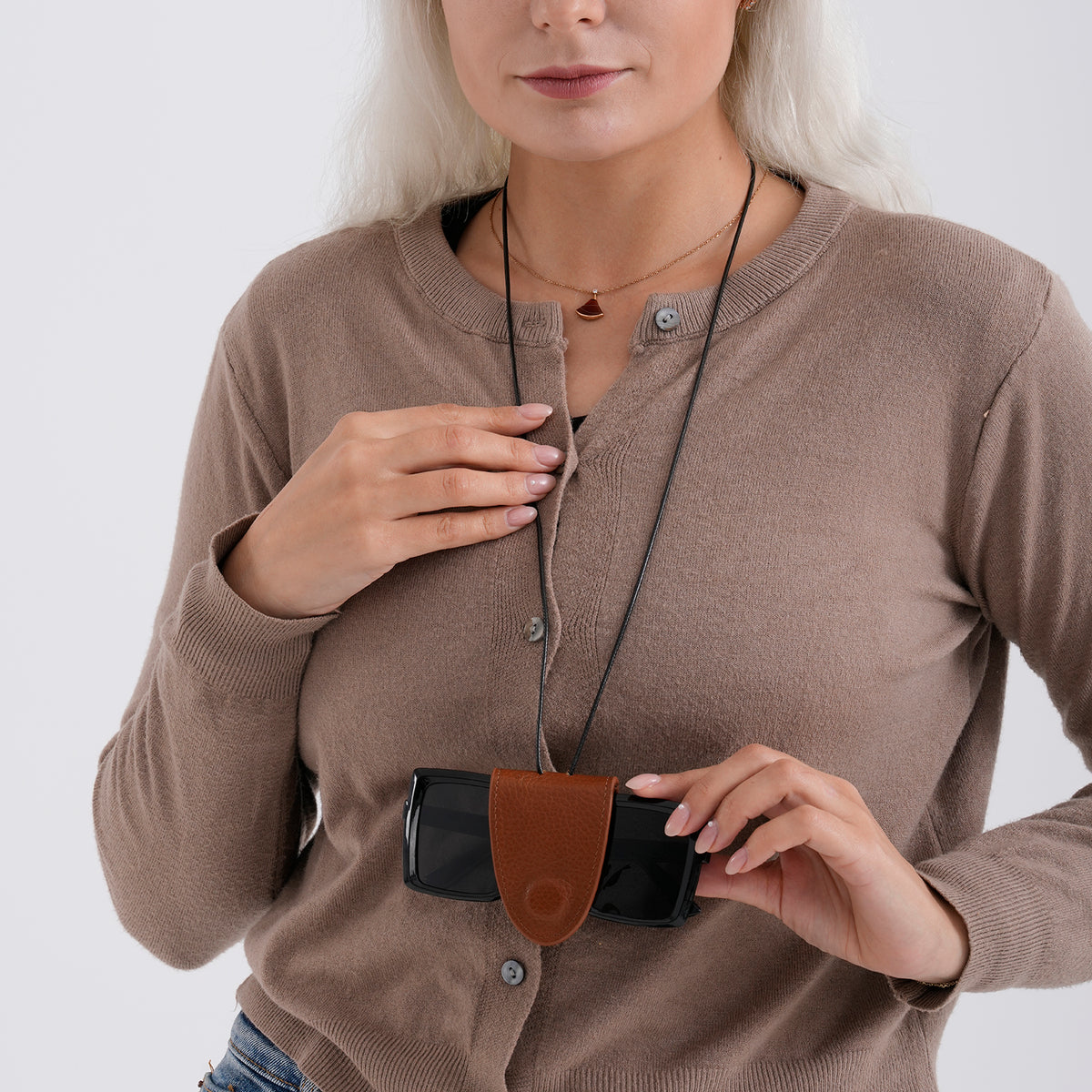 Genuine Leather Magnetic Sunglass Holder Strap - Brown 8413788 3