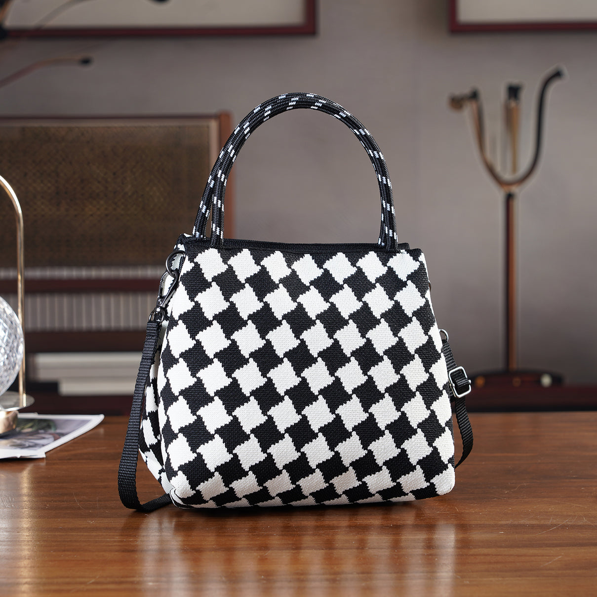 Checkerboard Pattern Handbag with Shoulder Strap (130cm) - Black &amp; White 8415364 1