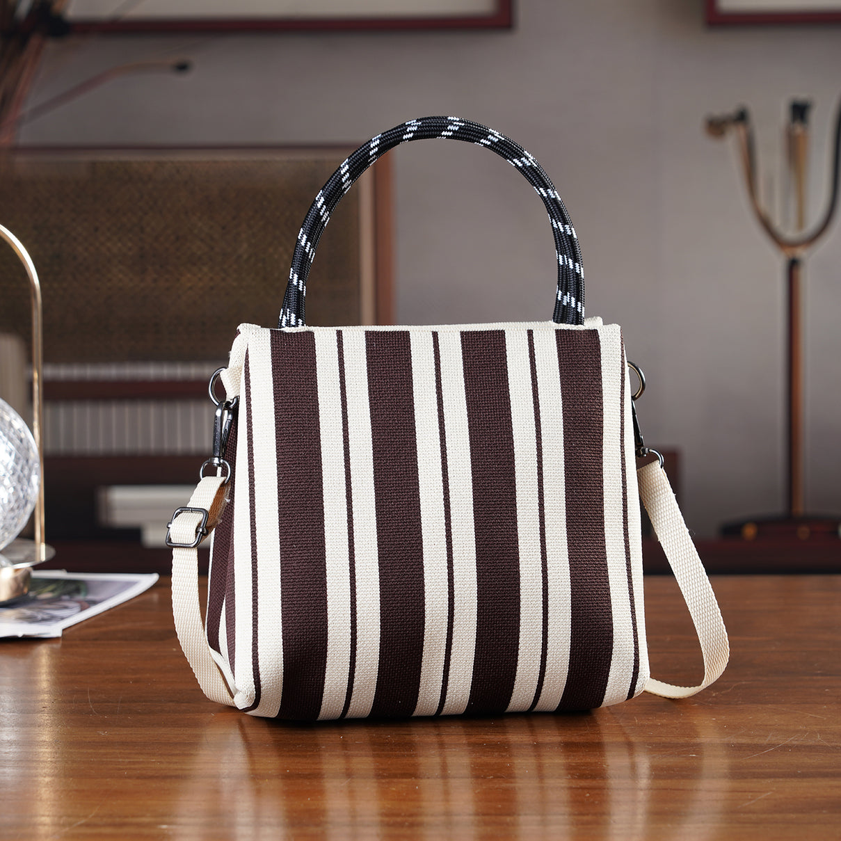 Striped Pattern Handbag with Shoulder Strap (130cm) - Coffee &amp; White 8415365 1