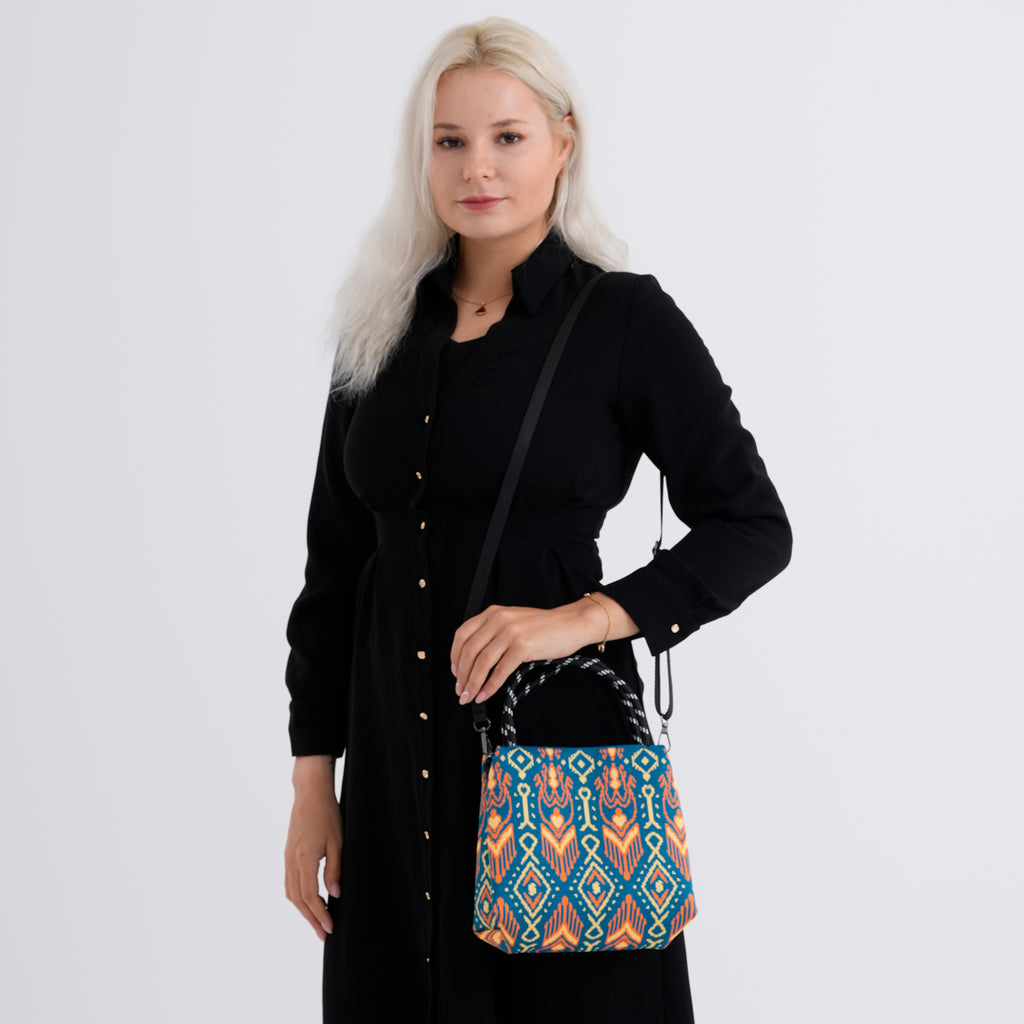 Ethnic Pattern Handbag with Shoulder Strap (130cm) - Multi Colour_8415371_2