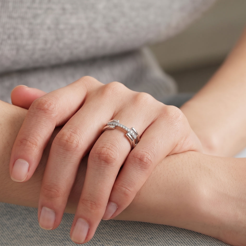 Luxuriant - SI-G/H Lab Grown Diamond Link Band Ring in Rhodium Overlay Sterling Silver_8422299_4