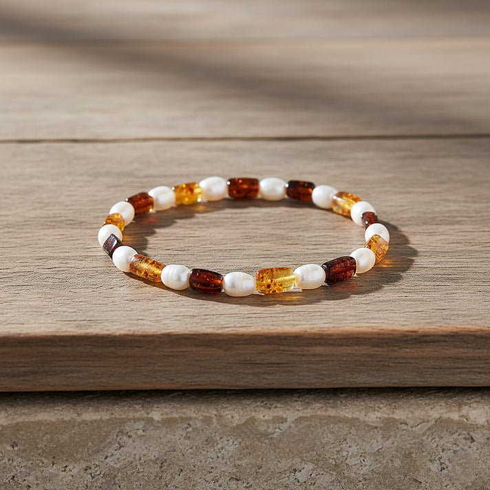 D'Joy Amber &amp; White Fresh Water Pearl Bracelet (Size - 7.5 Stretchable) 30.00 Ct. V32621103 2