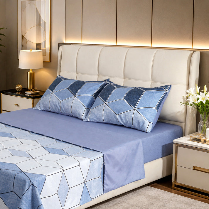 LIVMORE Set of 4 - Printed Duvet Cover Set - Inc. Duvet Cover, Fitted Sheet, &amp; 2 x Pillowcases (Double, 200x200 cm) - Blue 8429128 1