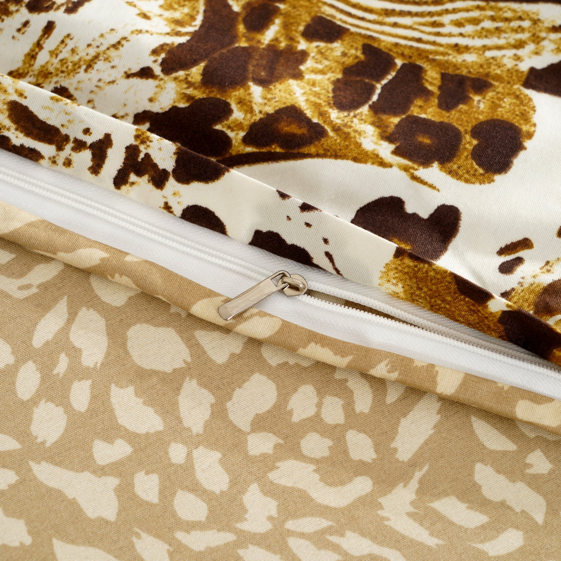 LIVMORE Set of 4 - Printed Duvet Cover Set - Inc. Duvet Cover, Fitted Sheet, &amp; 2 x Pillowcases (Double, Size 200x200 cm) - Brown V32529316 7
