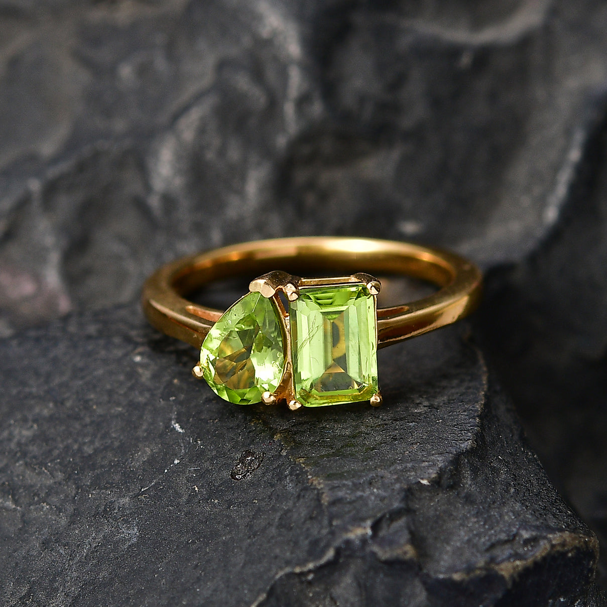 Peridot Toi et Moi Ring in Yellow Gold Plated Sterling Silver 1.71 Ct. V32514858 3