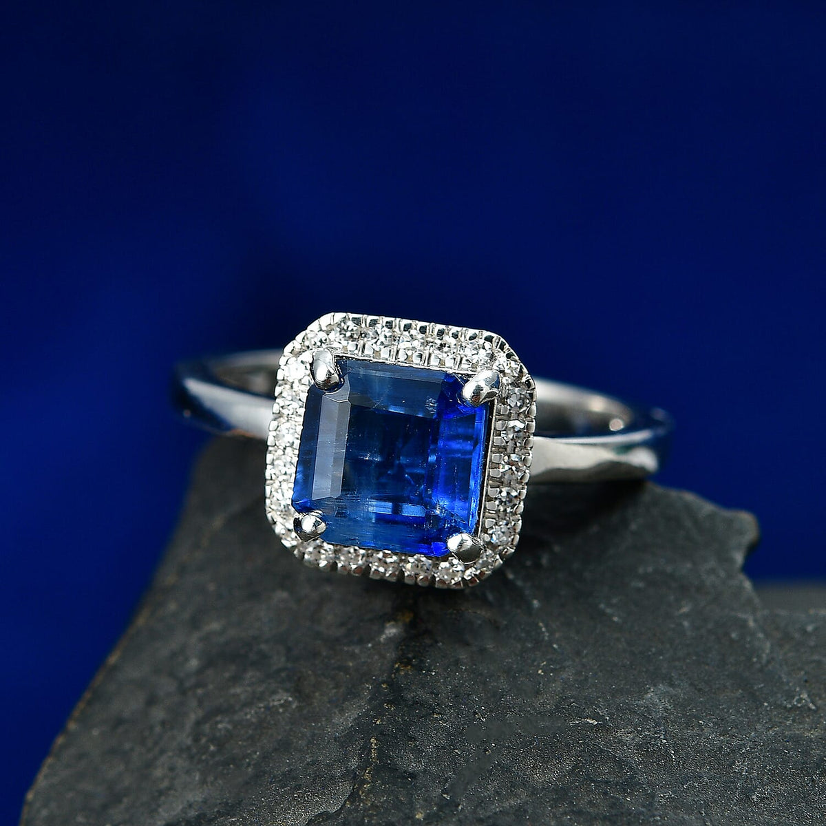 AAA Natural Kashmir Kyanite &amp; SI-G/H Lab Grown Diamond Halo Ring in Rhodium Overlay Sterling Silver 2.13 Ct. V32531809 3