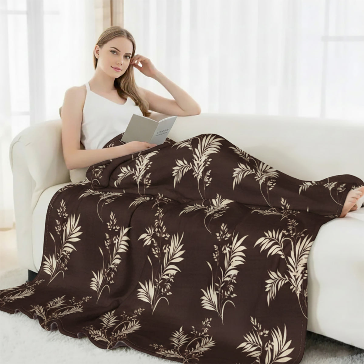 Nature-Inspired Leaf &amp; Floral Motif Printed Flannel Blanket (200 x 150cm) - Chocolate Brown &amp; Beige V32528148 2