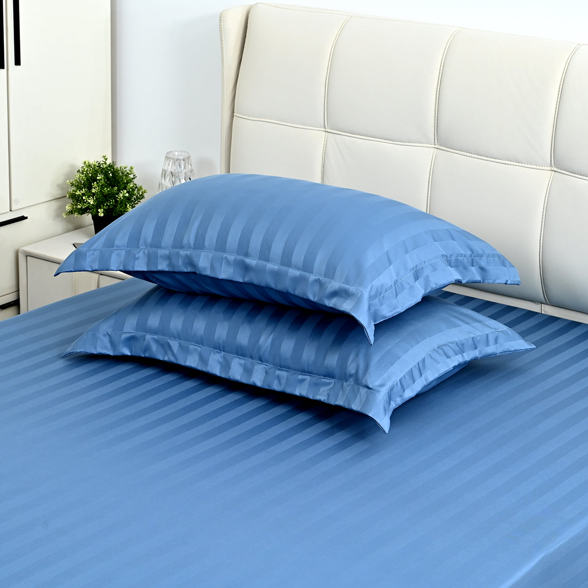LIVMORE 6-Piece Luxury Hotel-Style Striped Bedding Sheet Set - Inc. Duvet Cover, Fitted Sheet, 2 Housewife Pillowcases &amp; 2 Oxford Pillowcases (225 x 220 cm, King) - Blue V32518782 4