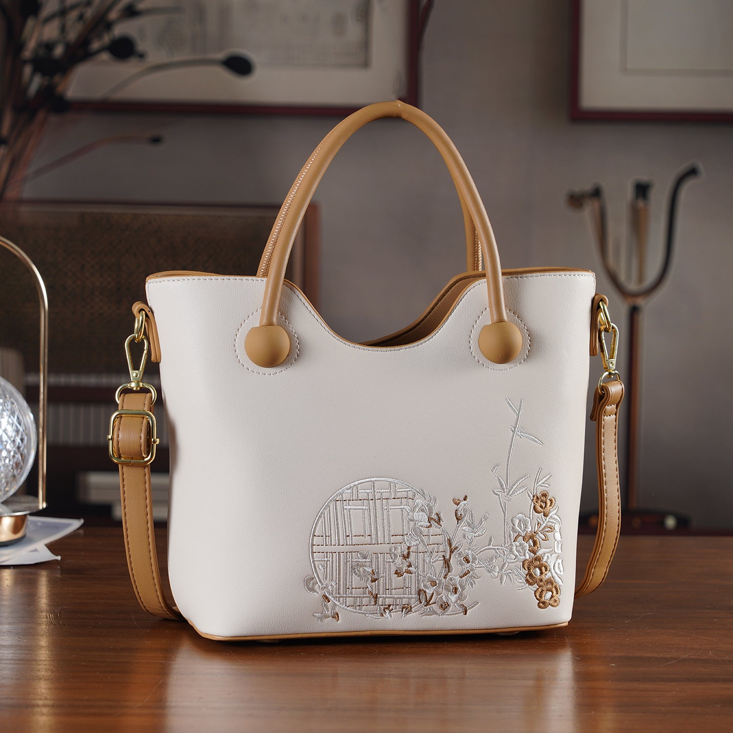 Designer Inspired Tote Handbag with Shoulder Strap - Brown &amp; White V32519986 2