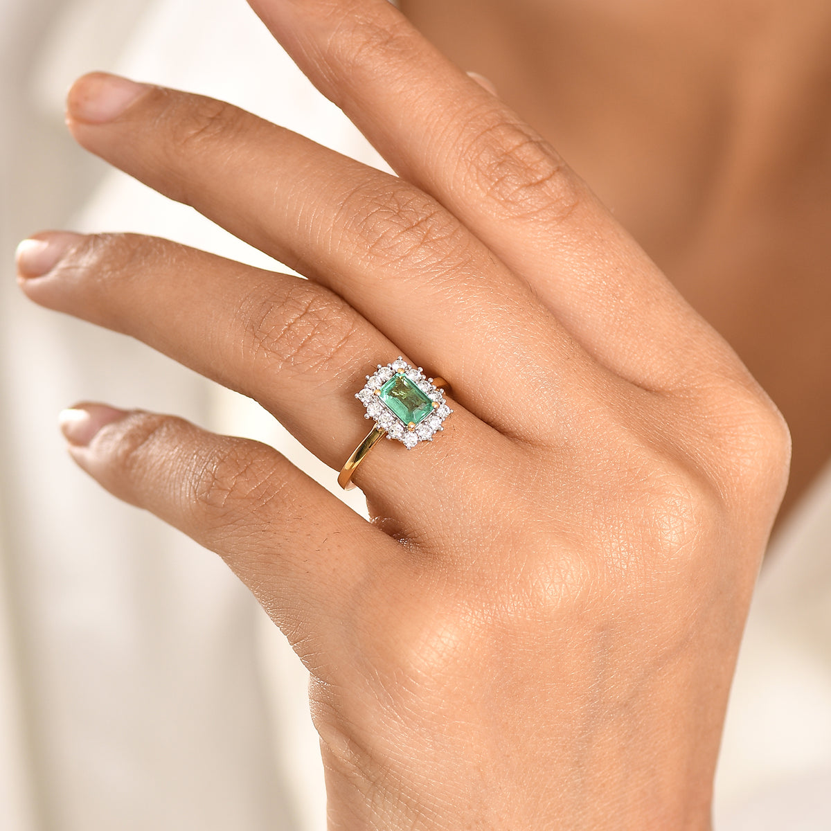 AAA Premium Gemfields Zambian Emerald (Oct 1.00 Cts) and Lab Grown Diamond (SI-G-H 0.35 Cts) Ring in 18K Yellow Vermeil Sterling Silver 1.35 Ct. V32562372 2