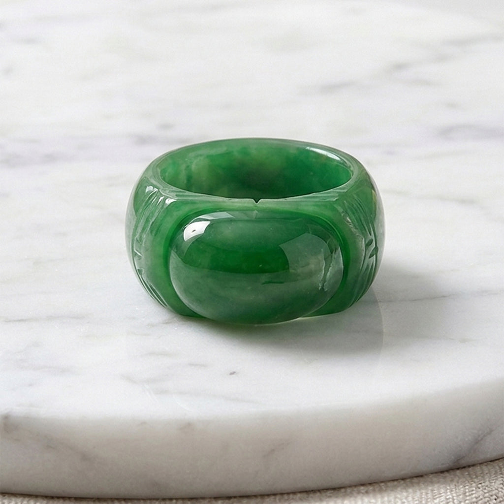 Burmese Carved Green Jade Hand Carved Seal Ring 50.00 Ct._8486606_2