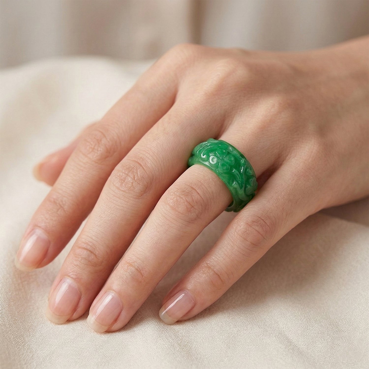 Green Jade Floral Band Ring 30.00 Ct. V32515346 2
