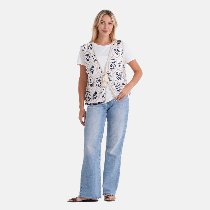 La Marey Womens Embroidered Vest (Size 18 to 20) - White 8498061 1