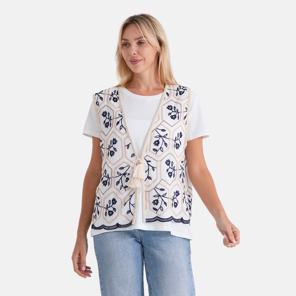 La Marey Embroidery Vest (Size - One Size) - White_8498061_3