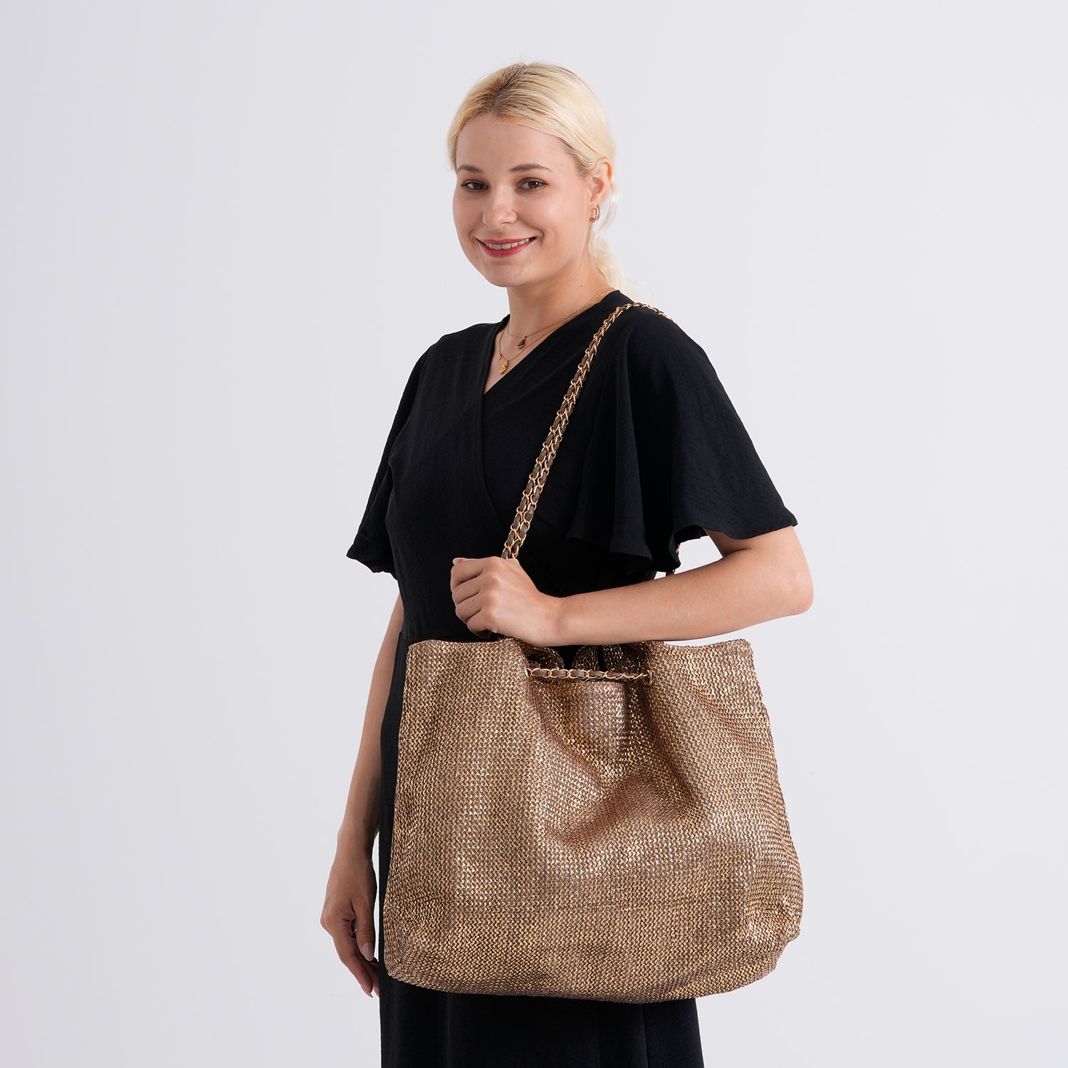 Elegant Shimmering Tote Bag with Chain Strap 8504095 2