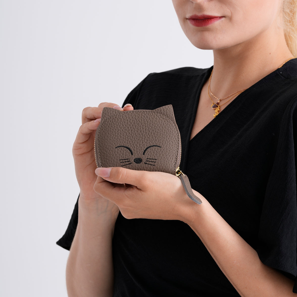 Genuine Leather RFID Blocking Novelty Cat Wallet - Dark Grey V32515691 3