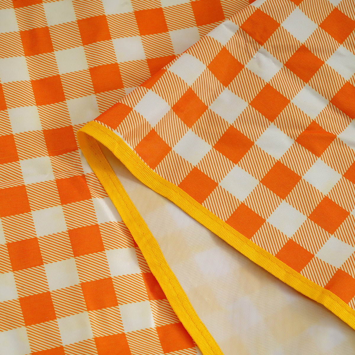 Waterproof And Moisture-Proof Picnic Mat (2 x 2M) - Red &amp; Yellow V32636609 8