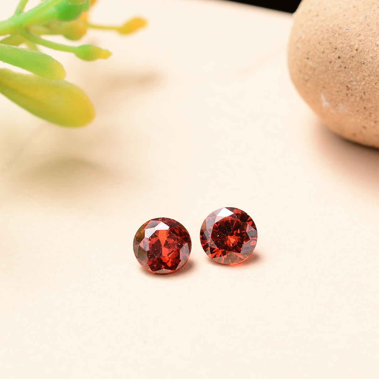 Set Of 2 Garnet Cubic Zirconia Round 5 mm Gemstone, 1.64 Ct V32520044 2