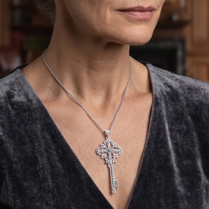 Royal Bali Collection - Sterling Silver Ornate Key Pendant 8514493 2