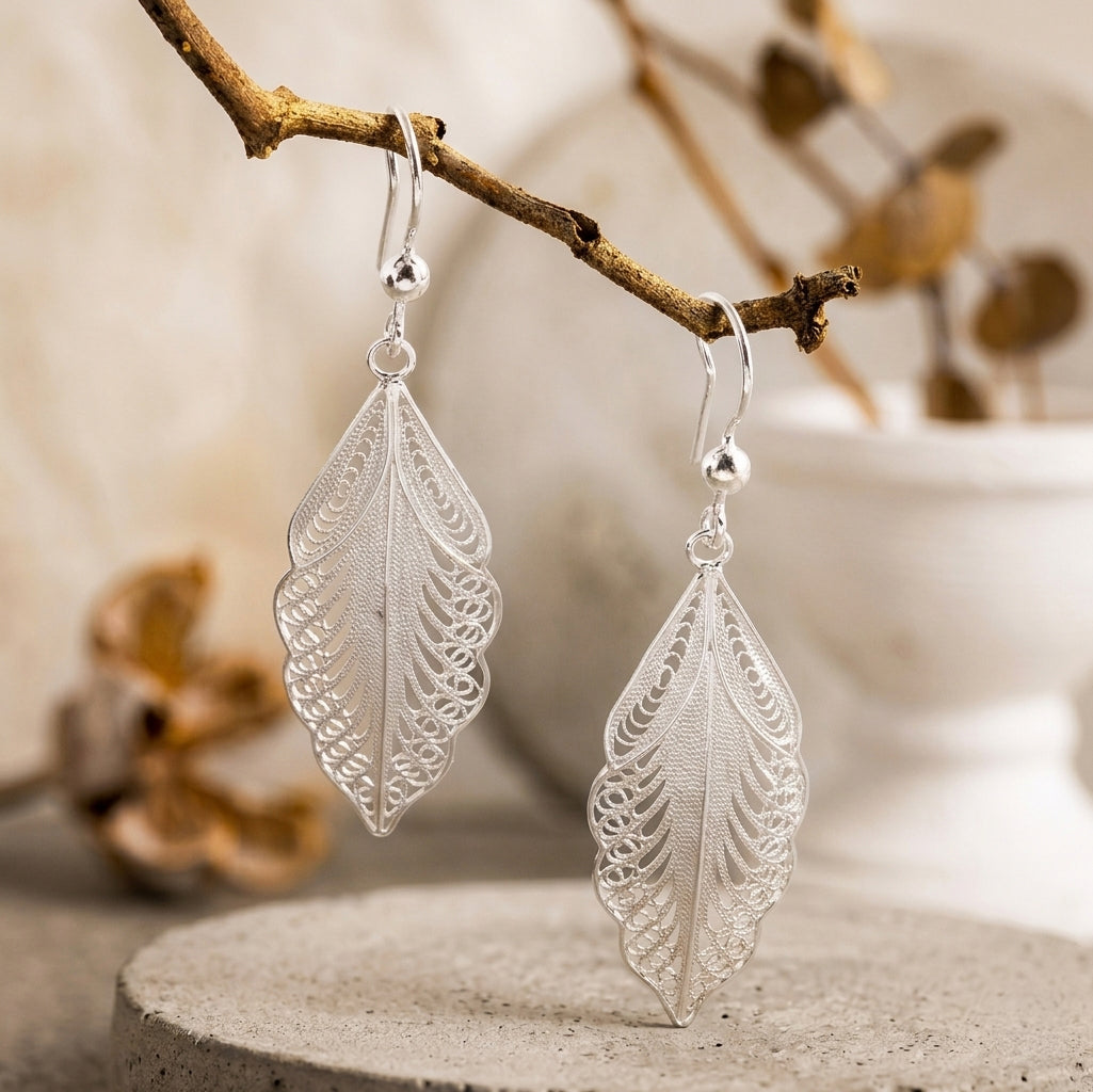 Royal Bali Collection - Sterling Silver Leaf Design Earring with Hook V32516659 3