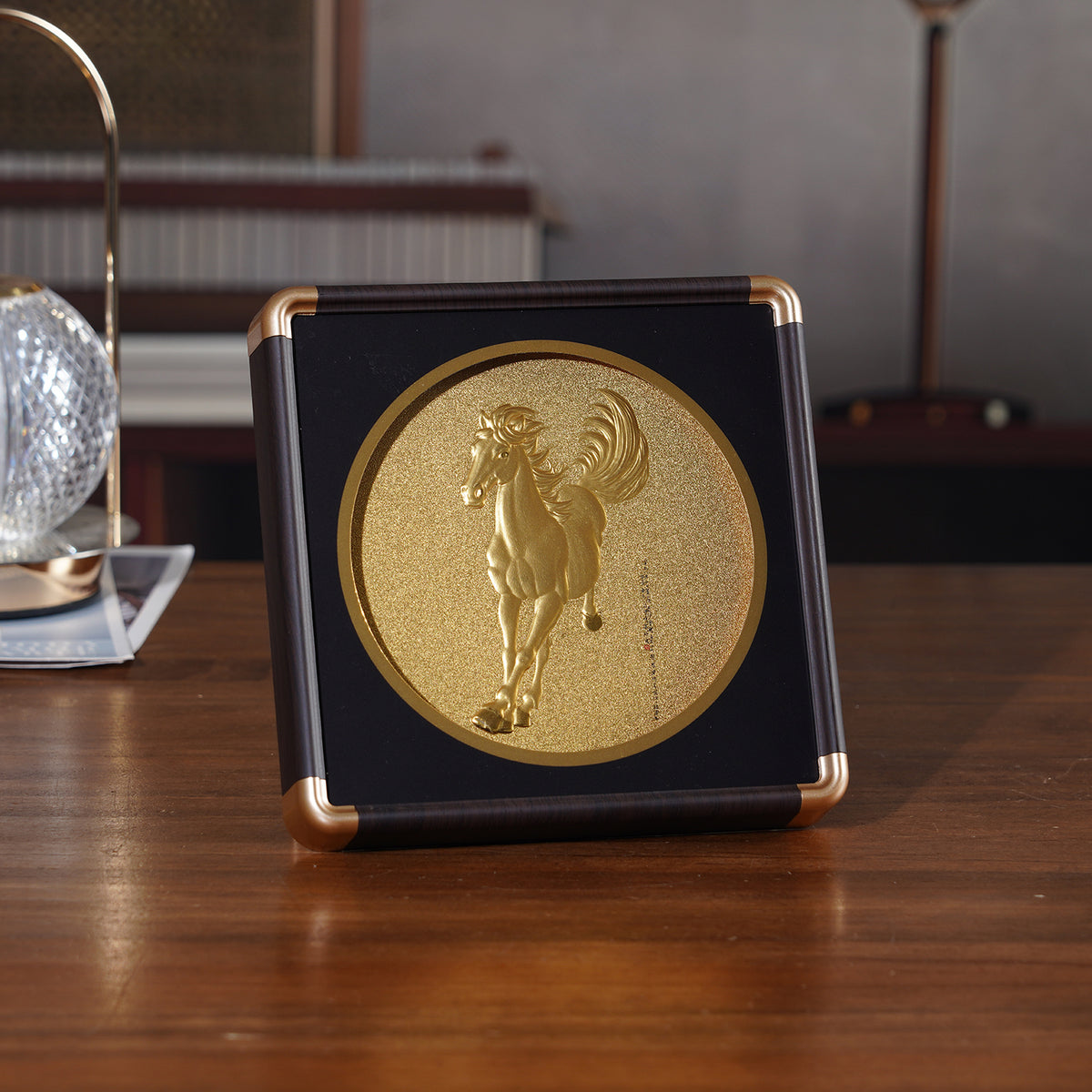 24K Yellow Gold Horse Design Frame 8522316 2