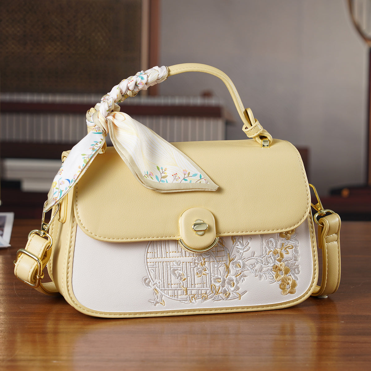 Stylish Embroidered Sleek Multi-Pocket Handbag with Adjustable Shoulder Strap - Yellow V32606360 2