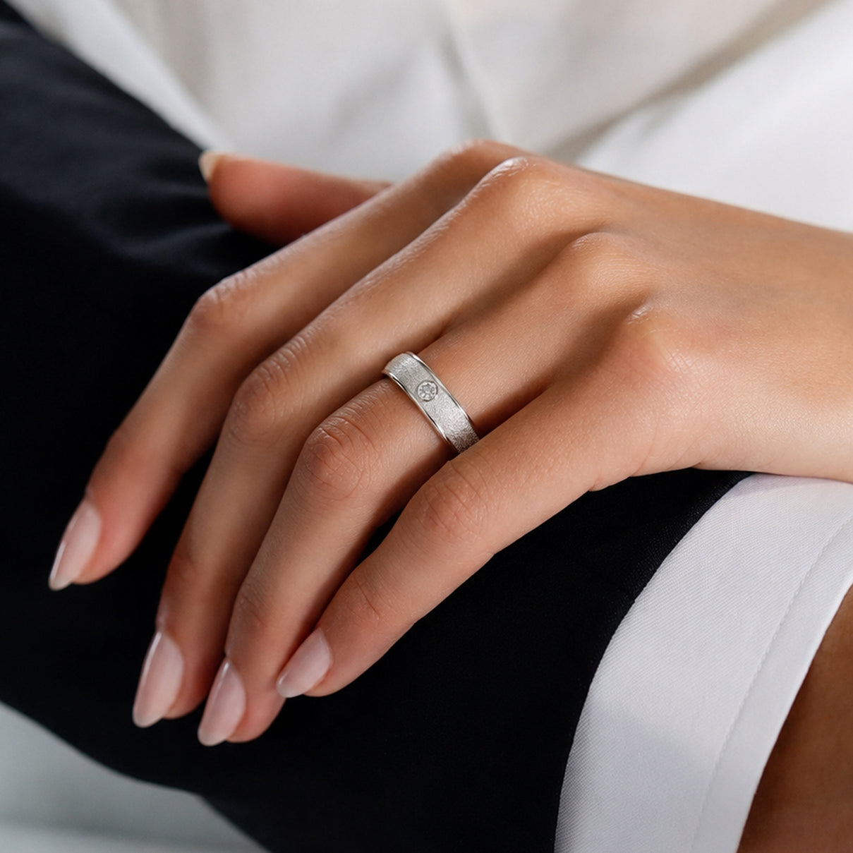 LUXURIANT Lab Grown Diamond Sandblasted Solitaire Band Ring in Rhodium Plated Sterling Silver (SI-G-H) 8525490 3