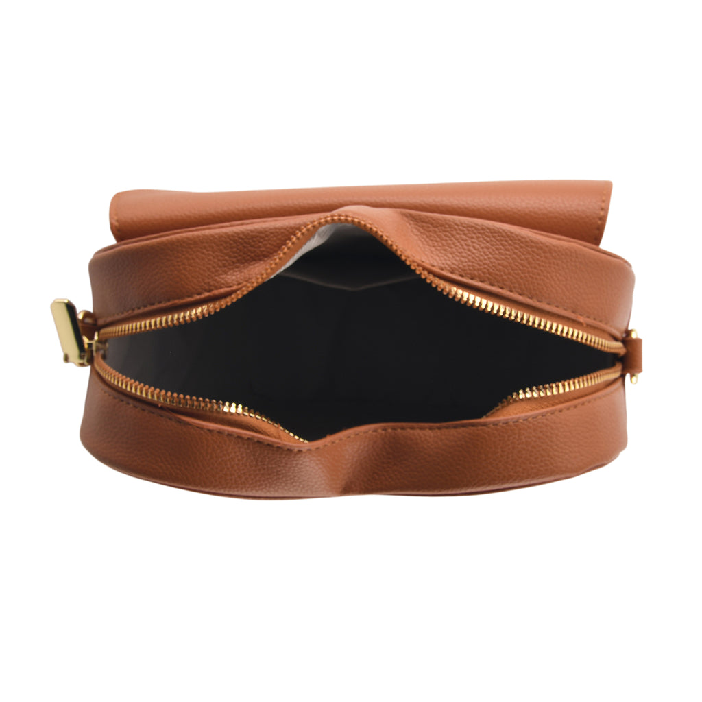 Designer Heart-Shaped Crossbody Bag with Chain Strap - Tan_8525760_5