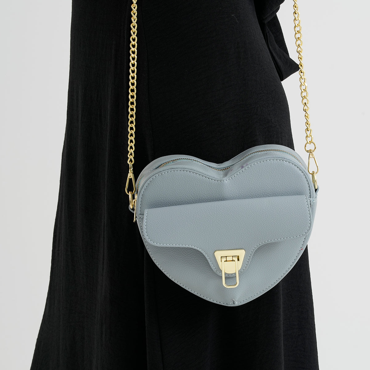 Designer Heart-Shaped Crossbody Bag with Chain Strap - Blue V32698265 3