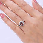 Luxuriant 10K Yellow Gold AAA Colour Change Garnet, Lab Grown Diamond GH, SI Main Stone With Side Stone Ring, Gold Wt.3.13 Gms  2.680  Ct._8526706_2