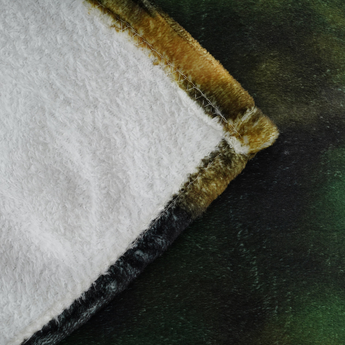 LIVMORE Tiger Print Soft Flannel Fleece Throw Blanket (154 x 212 cm) - Multi-colour V32580028 2