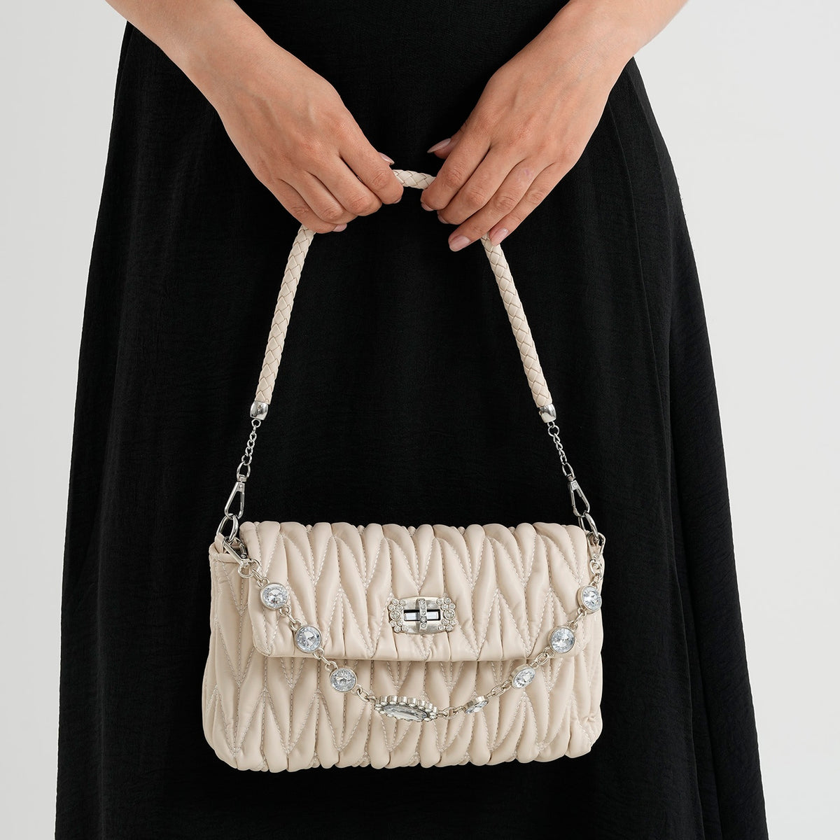 Women's Ruched-Gathered Texture Shoulder Bag with Chain Detail - Off White V32669046 3