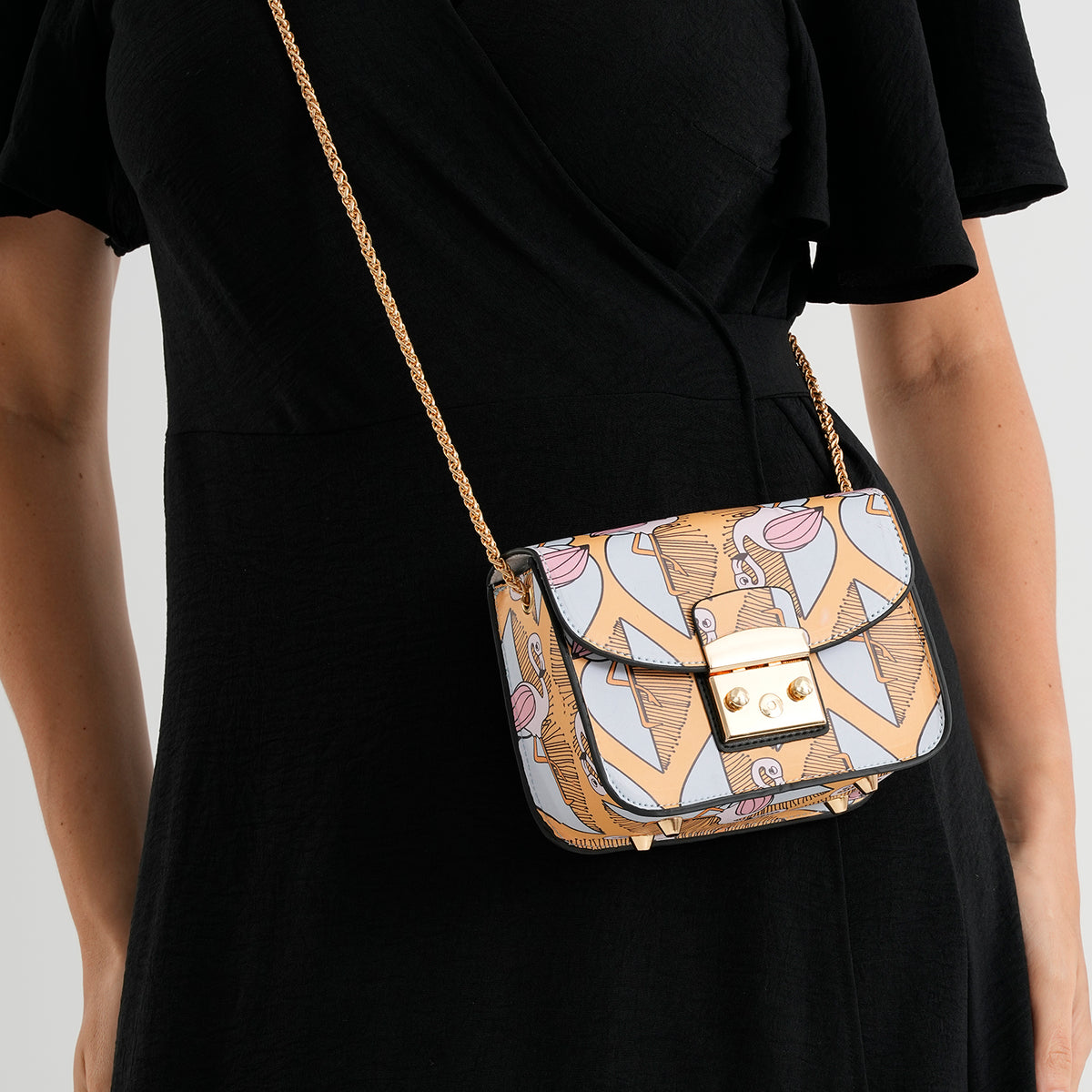 Designer Inspired - Pink Flamingo Print Shoulder Bag with Chain Strap - Blue &amp; Yellow V32629078 3