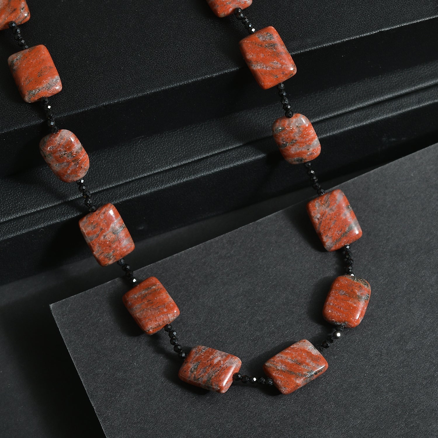 Red Jasper &amp; Black Spinel Necklace (Size - 26) 255.00 Ct. V32357558 3