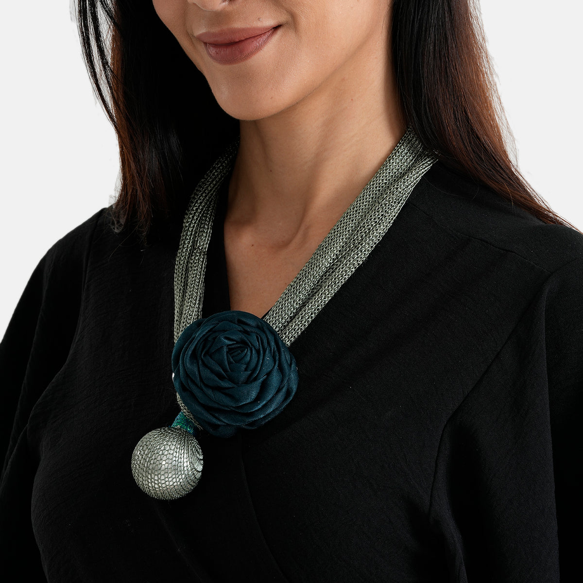 Designer Inspired Cord Floral Corsage &amp; Pearl Drop Statement Necklace (66 cm) - Dark Green V32620354 4