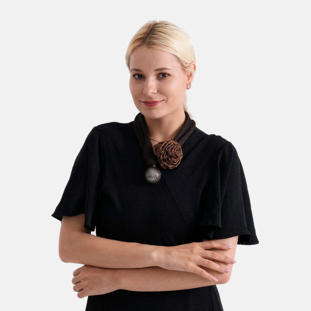 Designer Inspired Cord Floral Corsage &amp; Pearl Drop Statement Necklace (66 cm) - Black V32619392 2