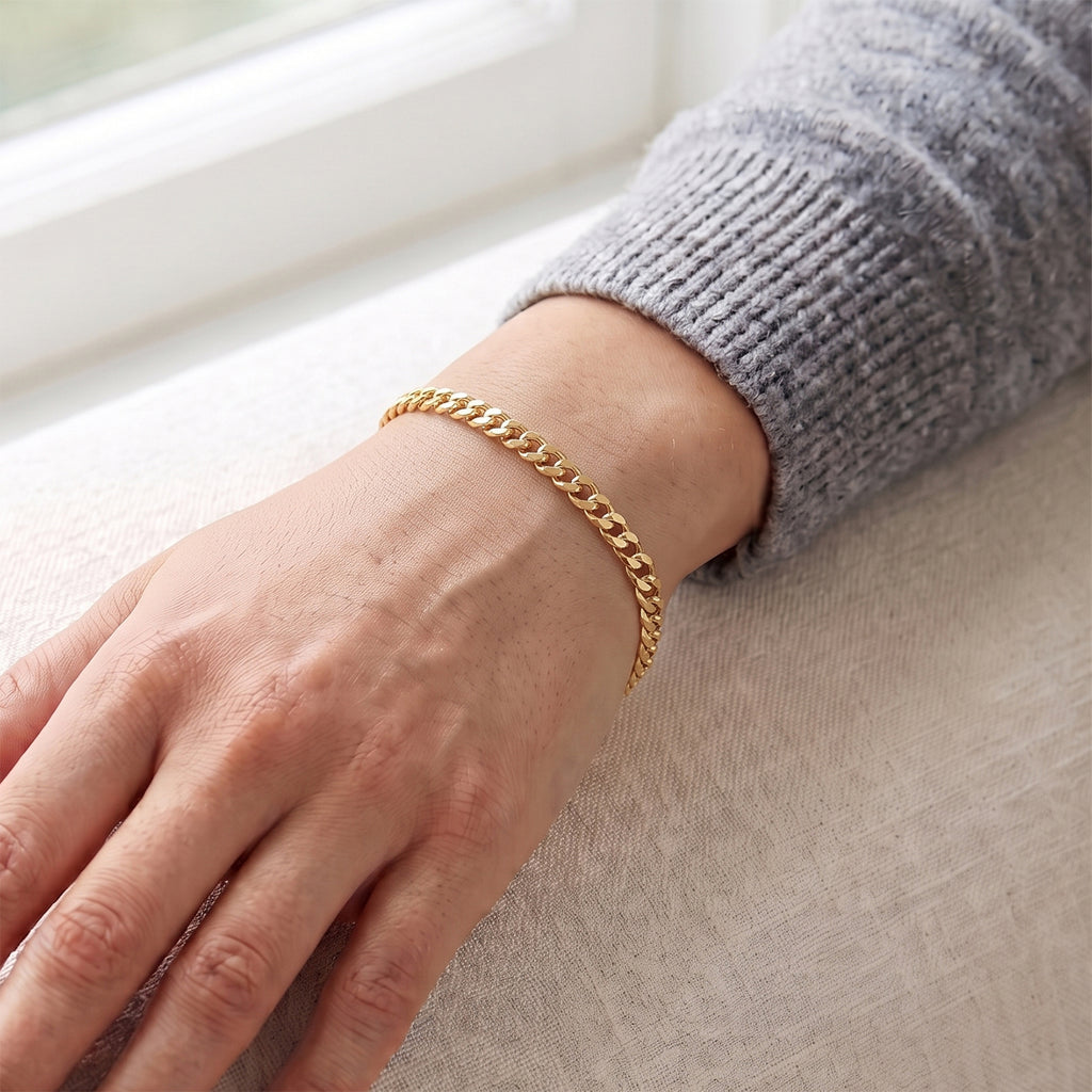 Italian Made - Yellow Gold Plated Sterling Silver Curb Bracelet (Size - 7.5) with Lobster Clasp_8553541_1