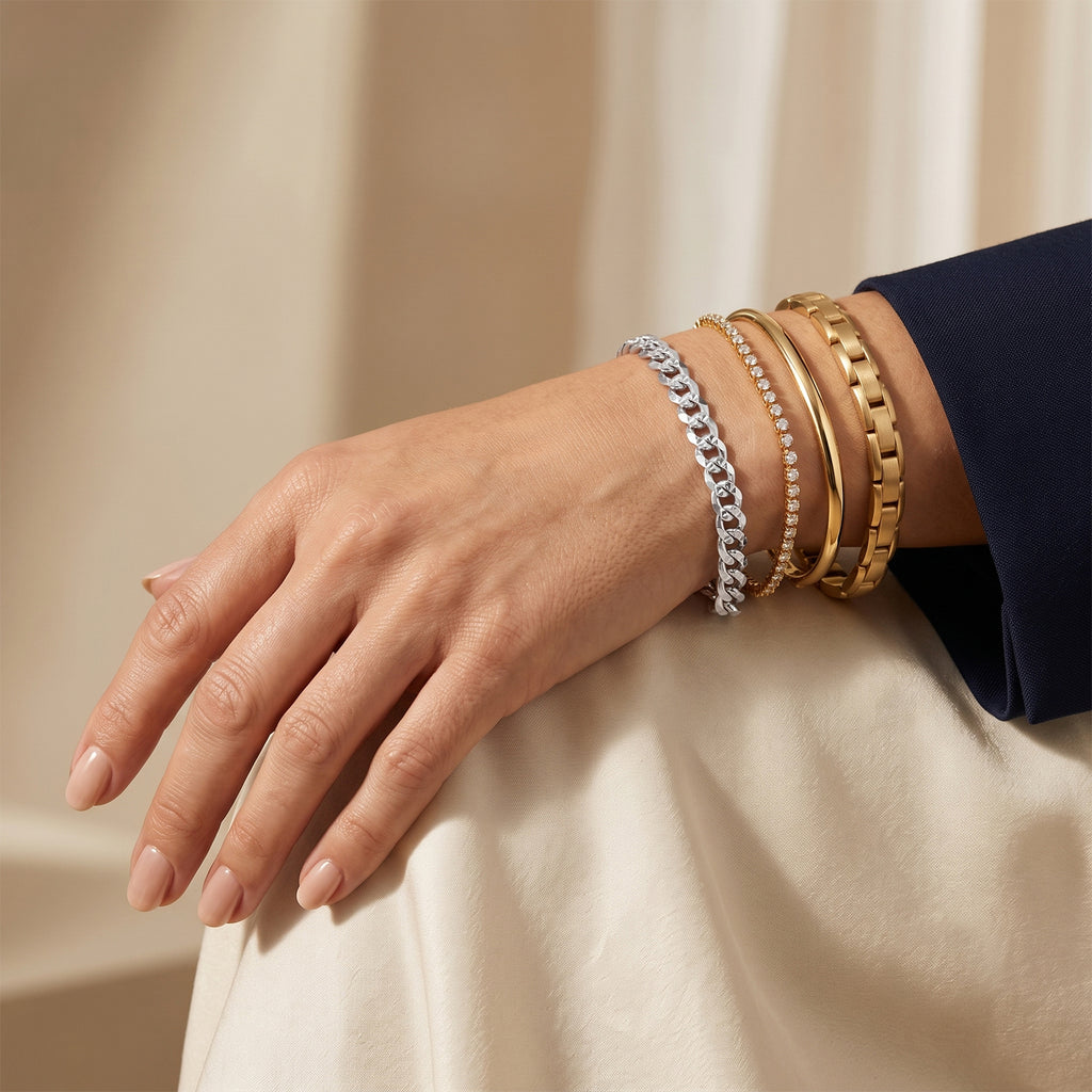 Italian Made - Sterling Silver Pyramid Pave Curb Bracelet (Size - 7.5) with Lobster Clasp_8553558_2