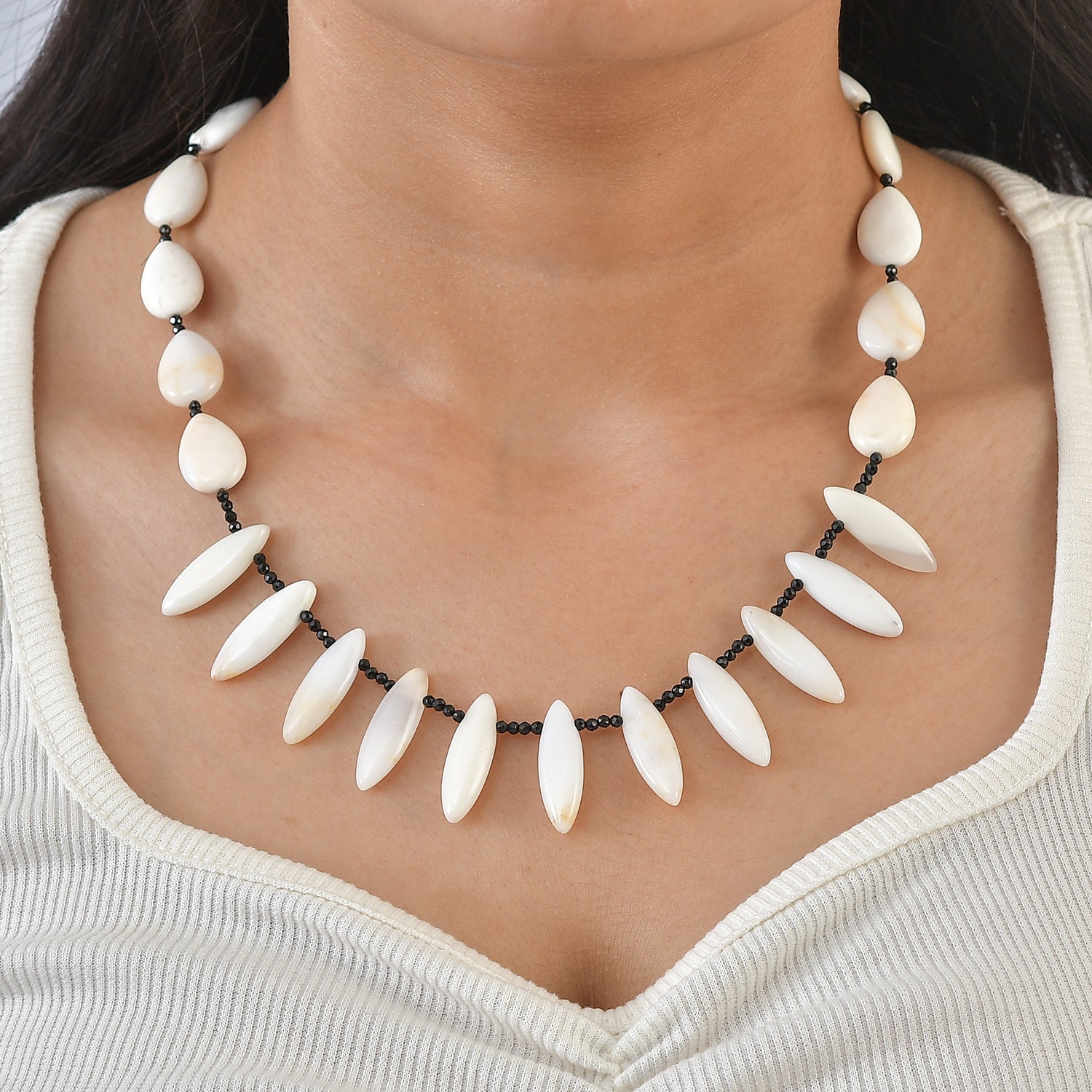EverTrue - Black Spinel &amp; White Opal Necklace (Size - 18-1 Ext) in Silver Tone 170.00 Ct. V32355778 2
