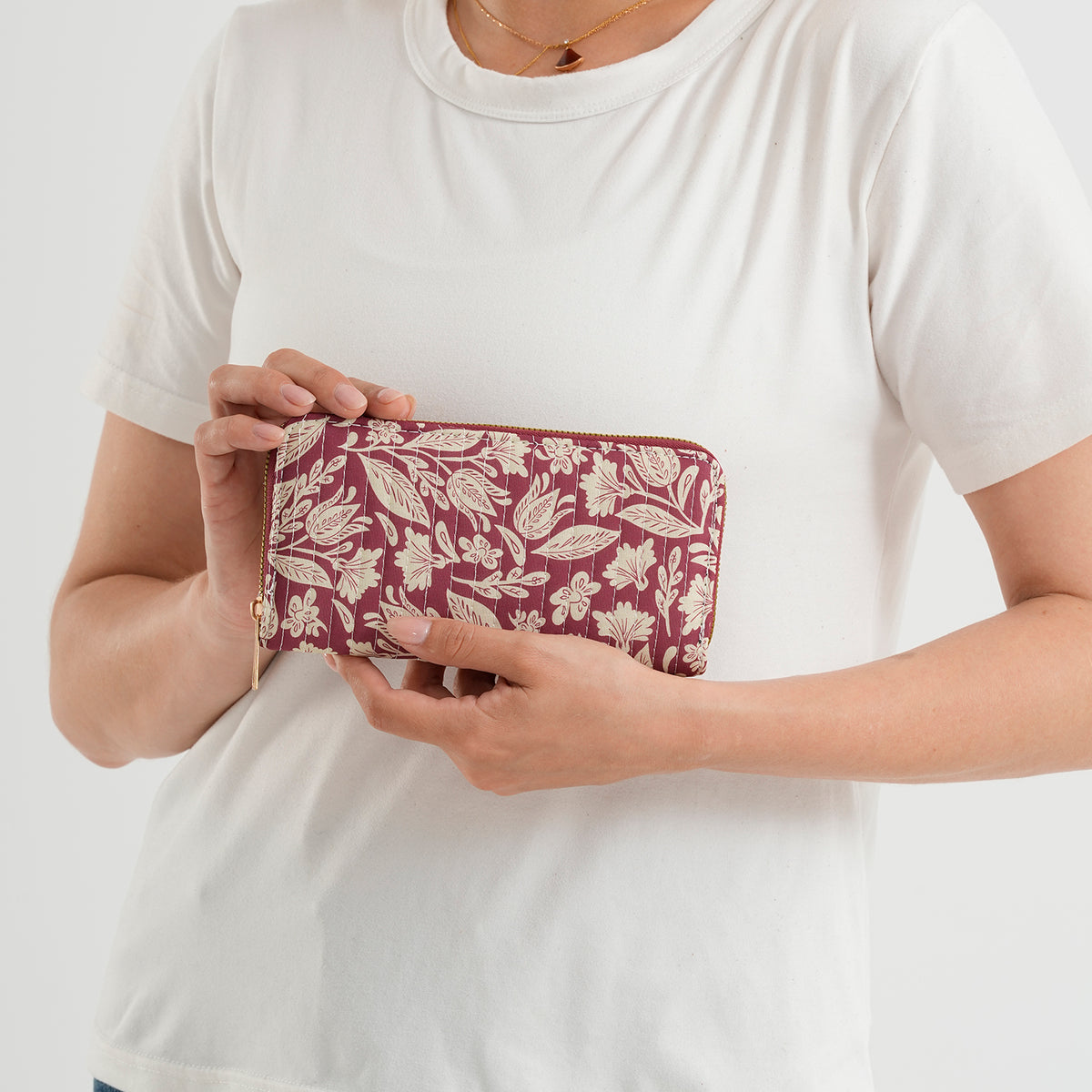 Set of 2 Floral Print Zip Around Wallet Set - Burgundy V32518056 3