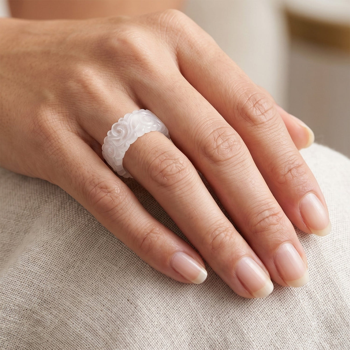 Natural White Jade Band Ring 38.00 Ct. V32363753 2