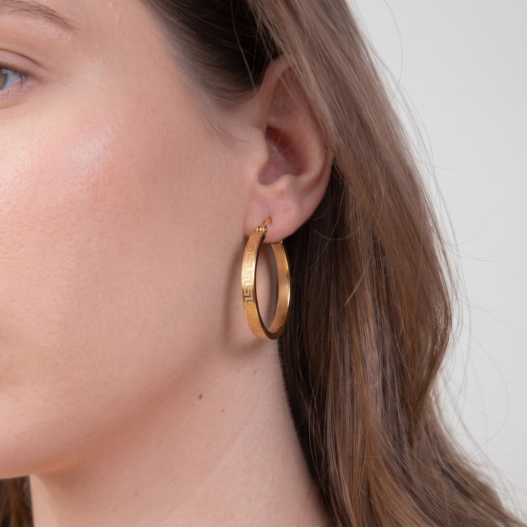 9K Yellow Gold Hoop Earring with Clasp_8560727_2