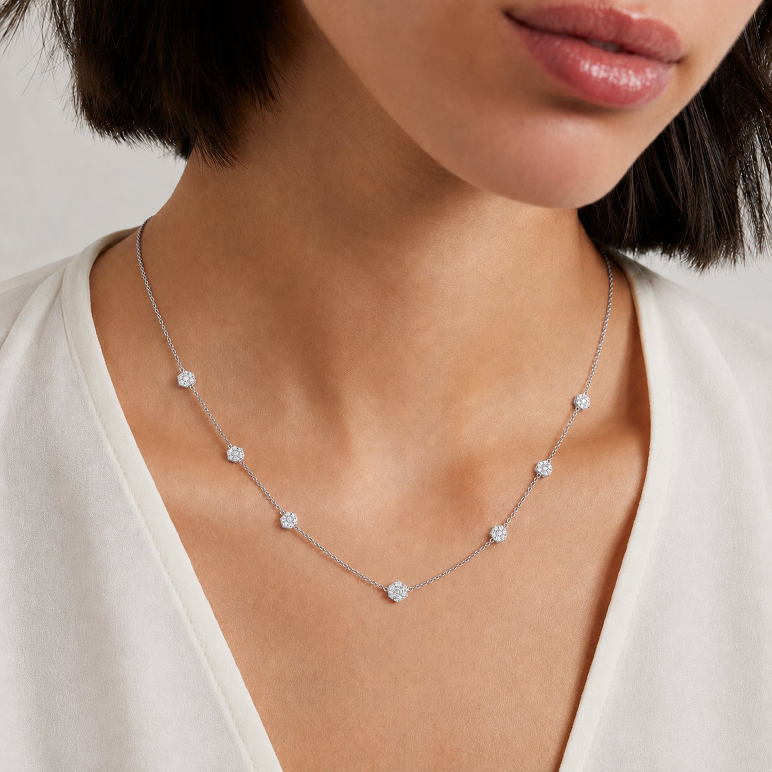 EverTrue Natural White Diamond Petite Flower Necklace (Size - 20) in White Tone 8564246 2