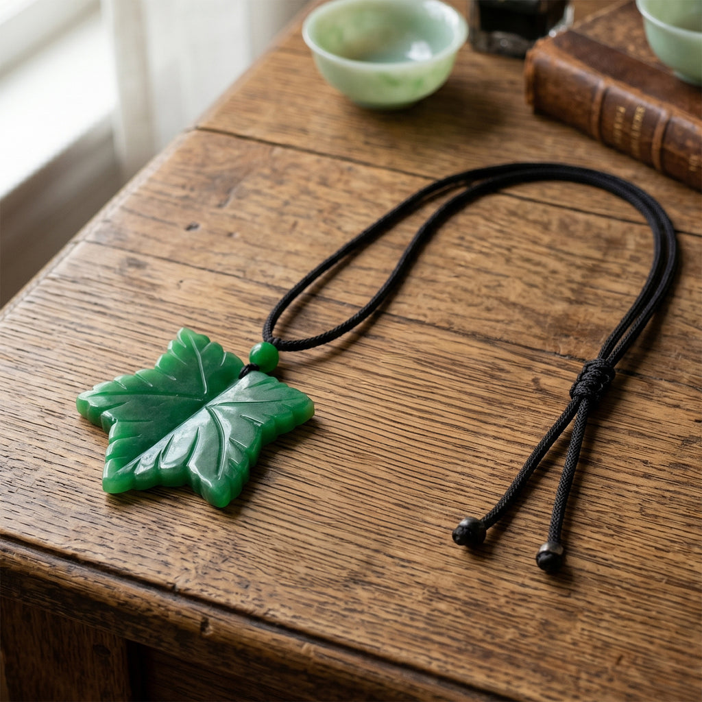 Green Jade Adjustable Leaf Necklace with Cotton Thread (Size - 28) 80.00 Ct._8572280_2