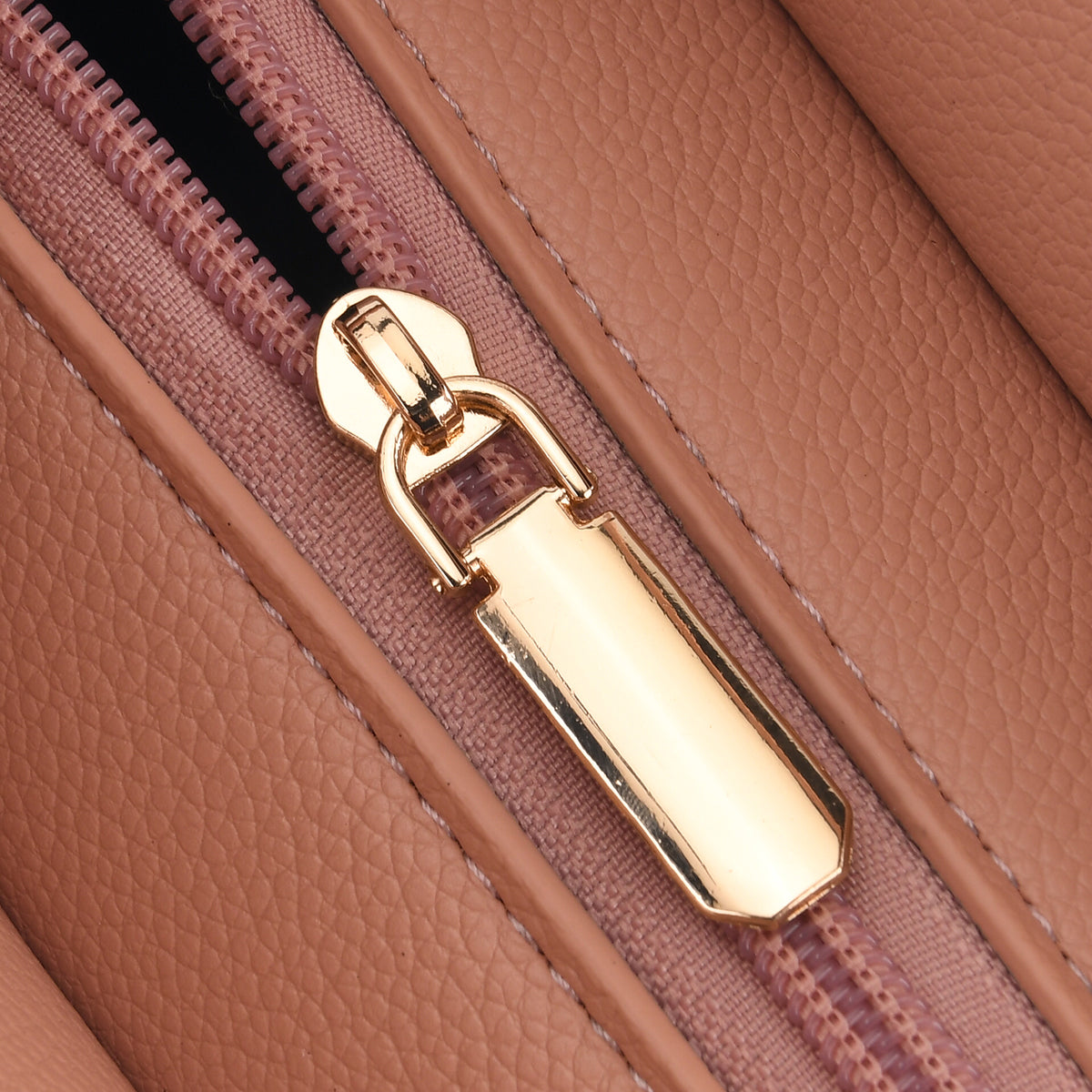 Designer Inspired from Italy-Top Handle Textured Finish Handbag with Metallic Clasp &amp; Shoulder Strap - Peach V32641897 4